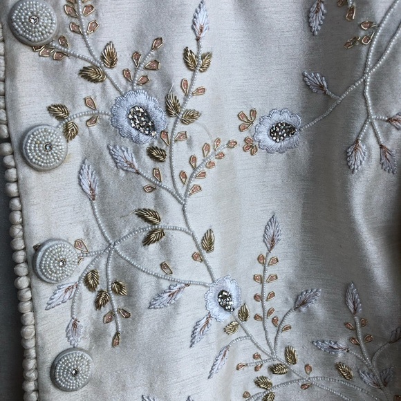 Men’s Indian wedding achkan - Picture 2 of 5